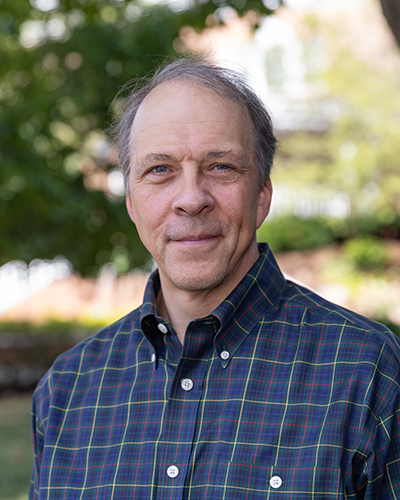 Douglas Battema headshot