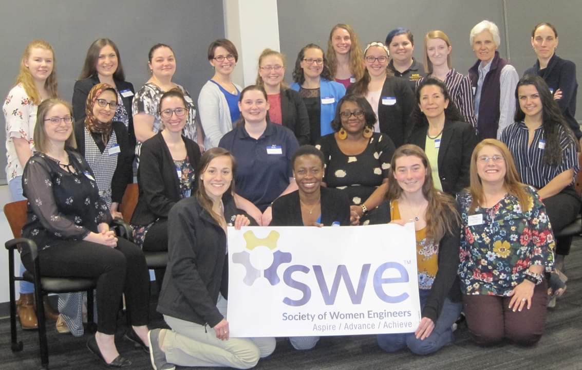 SWE Professionals come to WNEU for networking event
