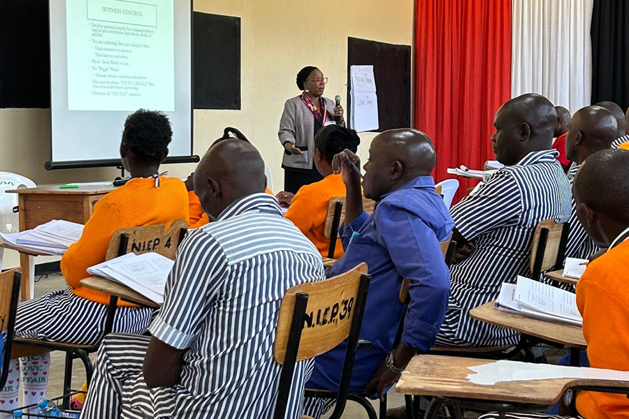 Zelda Harris with inmate participants in Naivasha, Kenya