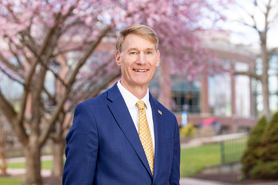 President Hartman headshot